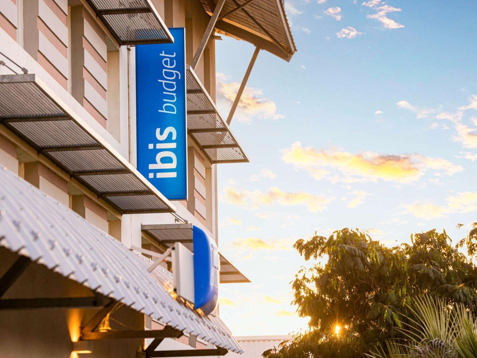 ibis budget Carcassonne Aéroport - A61 Exterior foto
